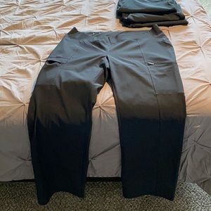 Columbia black XL bootcut hiking pants. Like new.